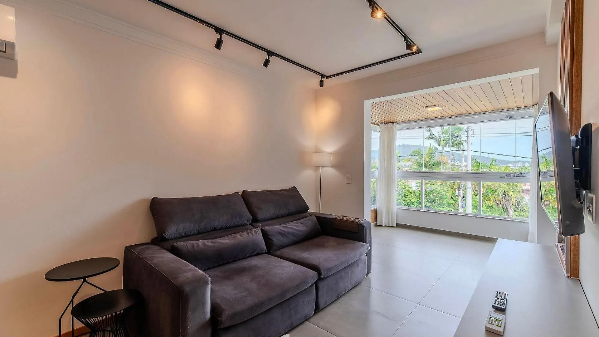 Apartamento C/ Churrasqueira Em Itacorubi Aft0210 Флорианополис